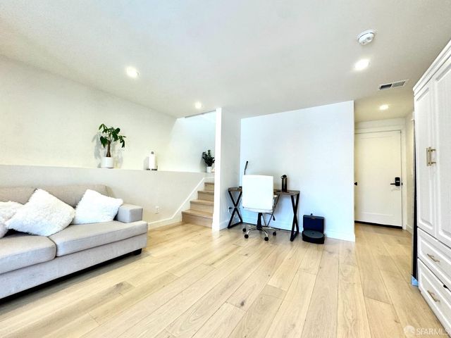 567 Head Street, San Francisco, CA 94132