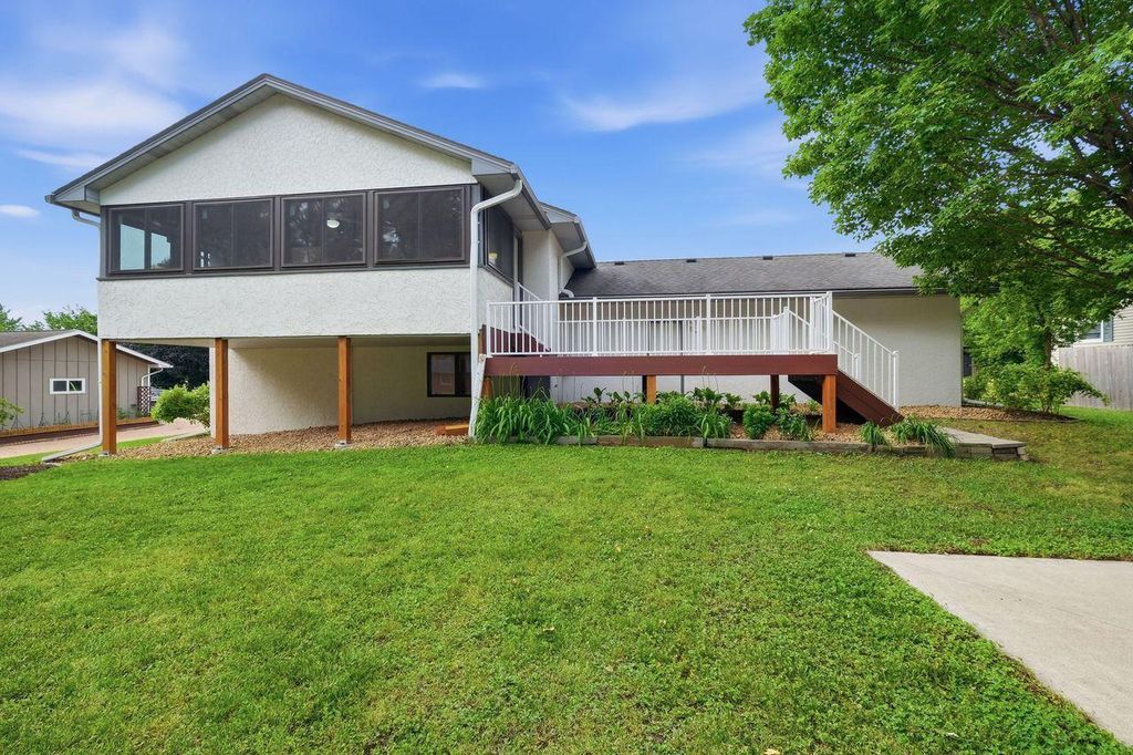 4027 Elmwood Drive, Saint Bonifacius, MN 55375 — photo 2