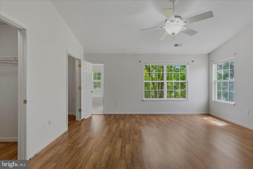 Image 22 of property listing at 4301 LAVENDER LN, Bowie, MD 20720