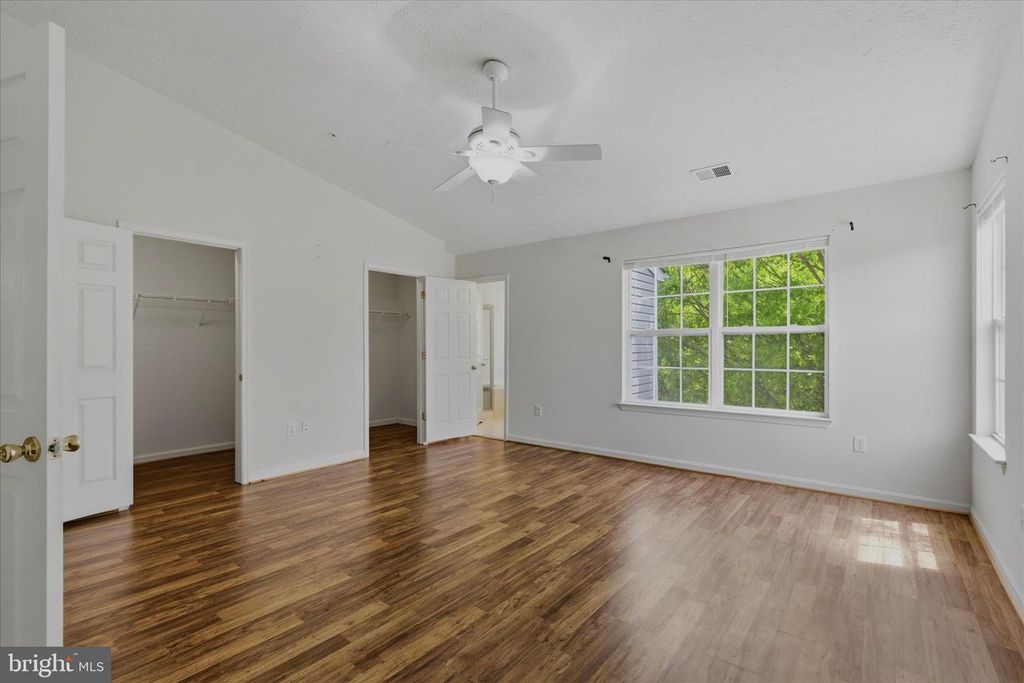 Image 23 of property listing at 4301 LAVENDER LN, Bowie, MD 20720