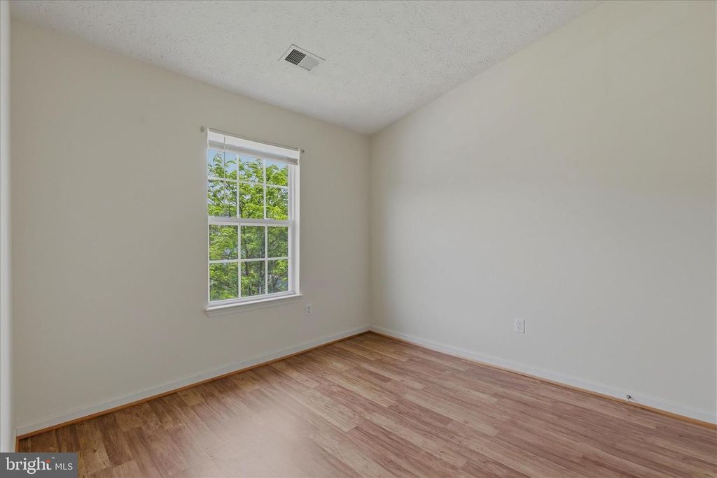 Image 29 of property listing at 4301 LAVENDER LN, Bowie, MD 20720