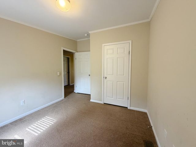 7287 PEARSONS CORNER RD, Dover, DE 19904