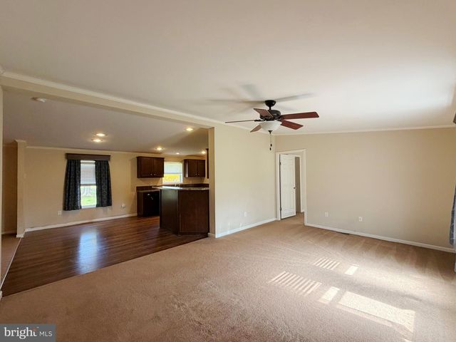 7287 PEARSONS CORNER RD, Dover, DE 19904