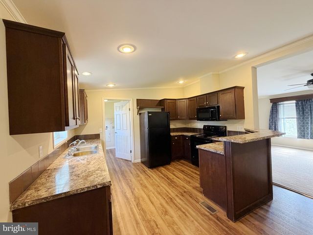 7287 PEARSONS CORNER RD, Dover, DE 19904