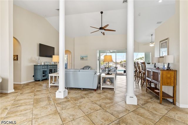 1809 Savona PKWY, Cape Coral, FL 33904