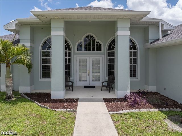 1809 Savona PKWY, Cape Coral, FL 33904
