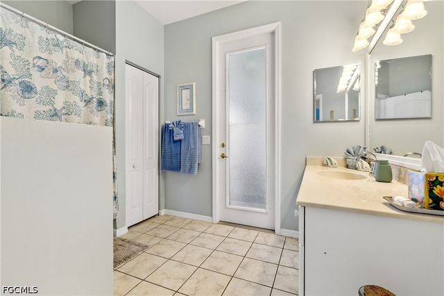 1809 Savona PKWY, Cape Coral, FL 33904