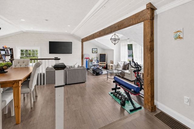 6 Ida Way, Freetown, MA 02702