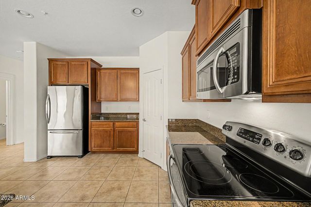 12202 W MOUNTAIN VIEW Drive, Avondale, AZ 85323