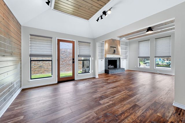 806 Oakway Court, Richardson, TX 75081