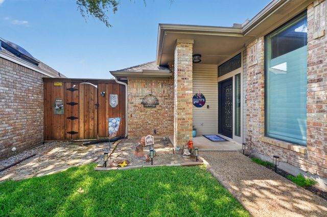 806 Oakway Court, Richardson, TX 75081