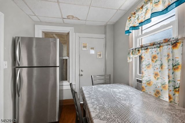 90 Manchester Ave, Paterson City, NJ 07502