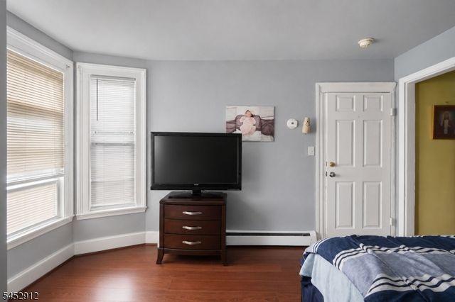 90 Manchester Ave, Paterson City, NJ 07502