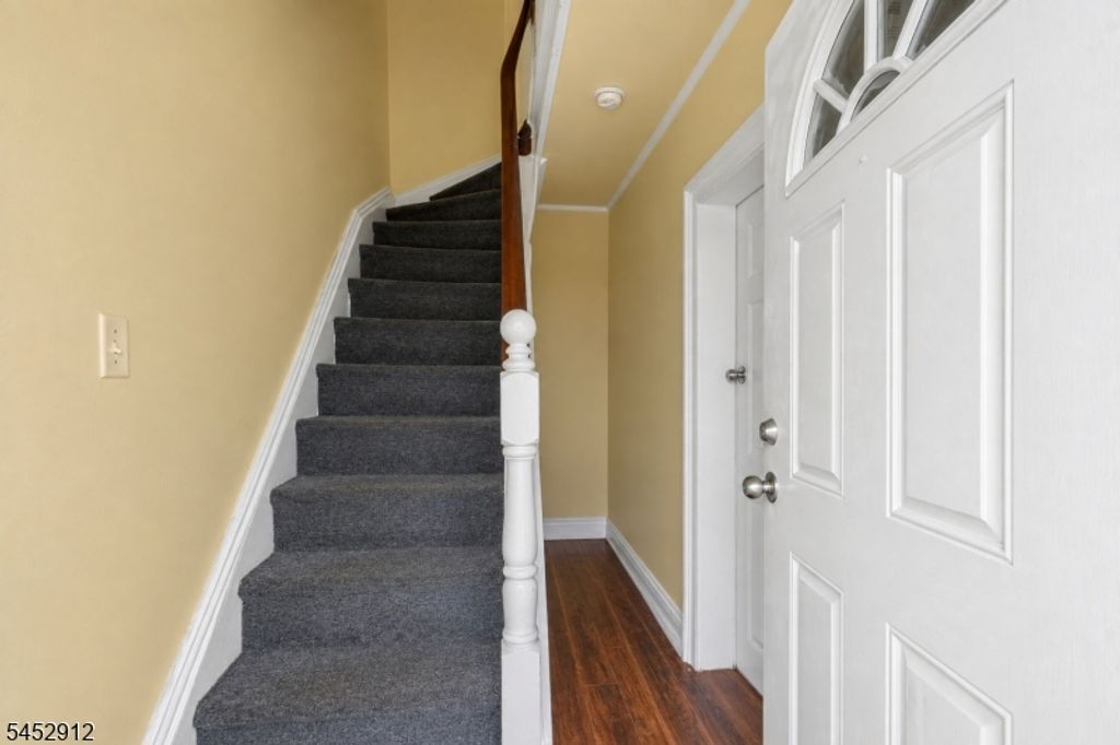 90 Manchester Ave, Paterson City, NJ 07502 — photo 3