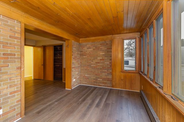 316 W Perry Street, Belvidere, IL 61008