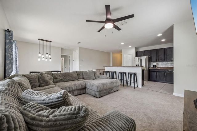 240 WHISPERING PINES WAY, Davenport, FL 33837