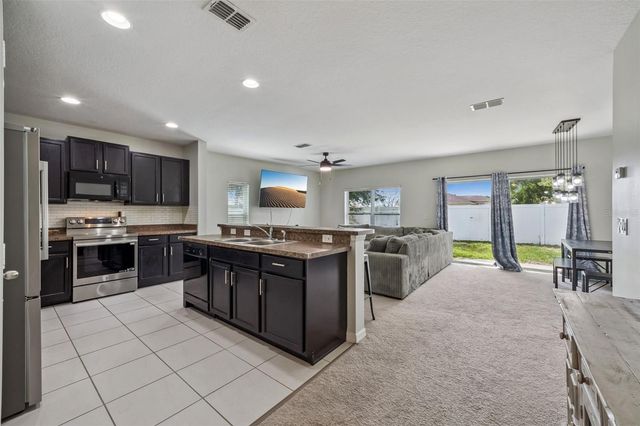 240 WHISPERING PINES WAY, Davenport, FL 33837