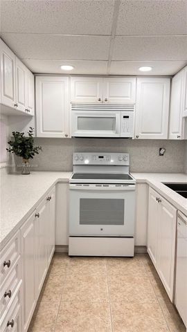 984 W 40th Street 2, Hialeah, FL 33012
