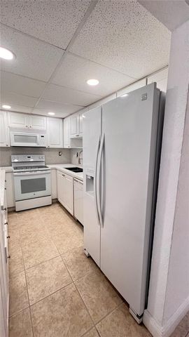 984 W 40th Street 2, Hialeah, FL 33012