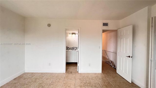 984 W 40th Street 2, Hialeah, FL 33012