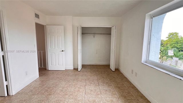 984 W 40th Street 2, Hialeah, FL 33012