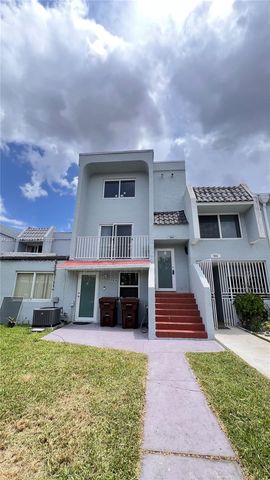 984 W 40th Street 2, Hialeah, FL 33012