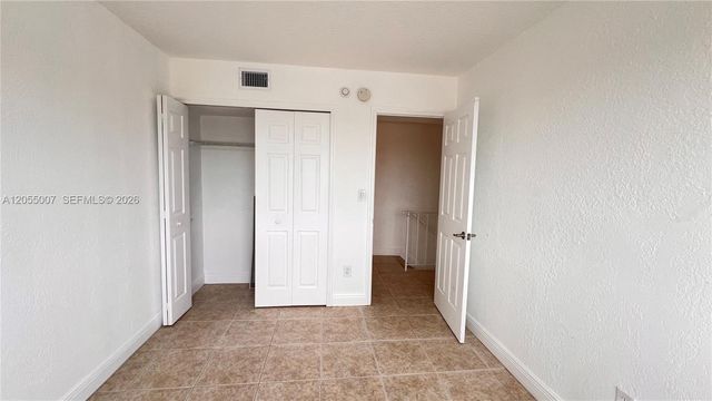 984 W 40th Street 2, Hialeah, FL 33012