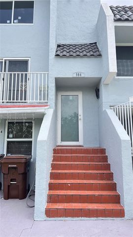 984 W 40th Street 2, Hialeah, FL 33012