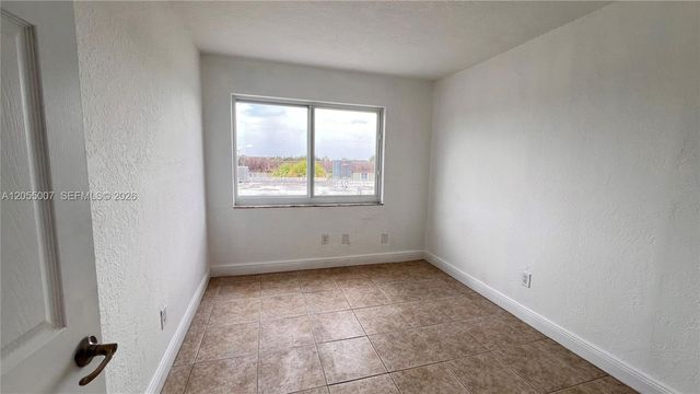 984 W 40th Street 2, Hialeah, FL 33012