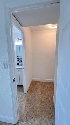 984 W 40th Street 2, Hialeah, FL 33012