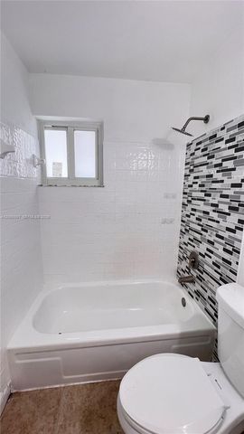 984 W 40th Street 2, Hialeah, FL 33012