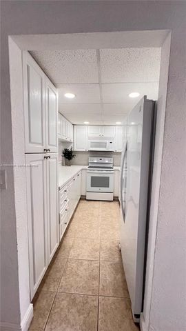 984 W 40th Street 2, Hialeah, FL 33012
