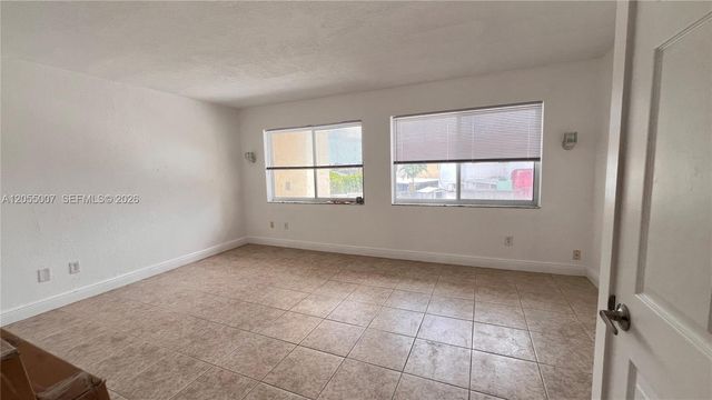 984 W 40th Street 2, Hialeah, FL 33012