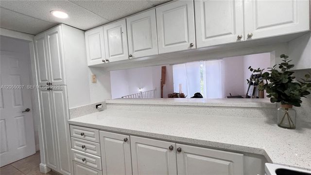 984 W 40th Street 2, Hialeah, FL 33012