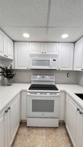 984 W 40th Street 2, Hialeah, FL 33012