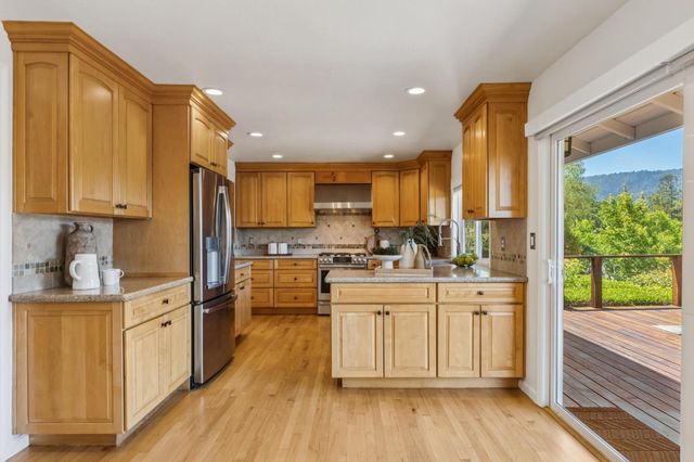 14275 Hilltop Way, Saratoga, CA 95070