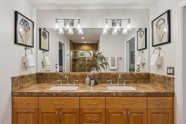 14275 Hilltop Way, Saratoga, CA 95070