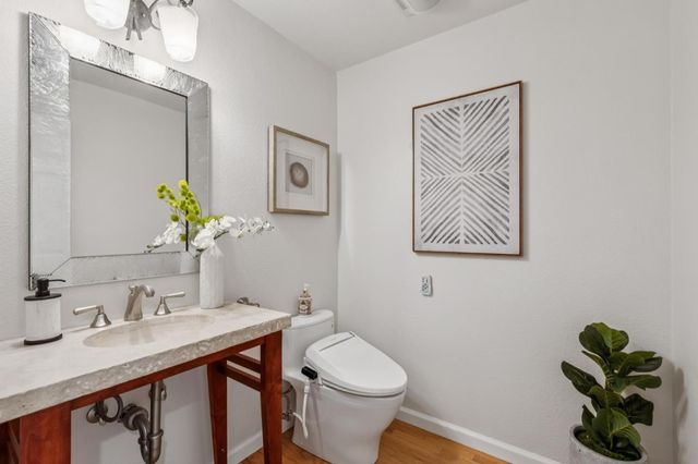 14275 Hilltop Way, Saratoga, CA 95070