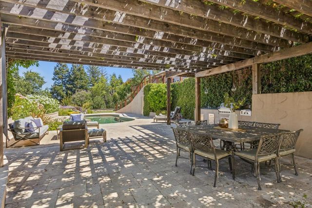 14275 Hilltop Way, Saratoga, CA 95070