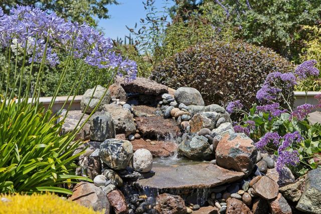14275 Hilltop Way, Saratoga, CA 95070