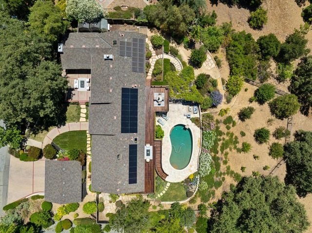 14275 Hilltop Way, Saratoga, CA 95070