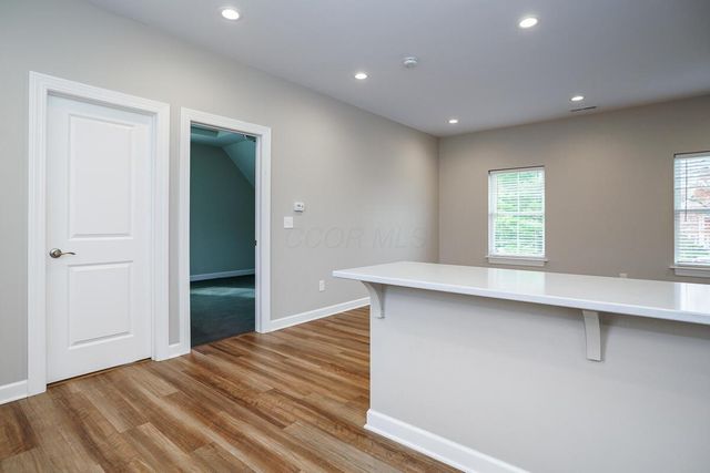1605 Elmwood Avenue, Columbus, OH 43212