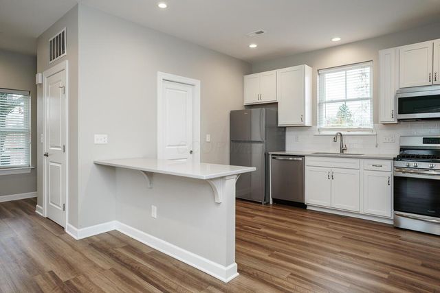 1605 Elmwood Avenue, Columbus, OH 43212