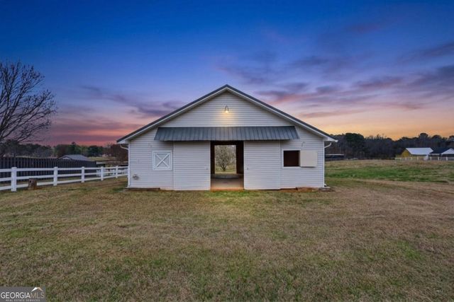 5 Gibson Road, Newnan, GA 30263