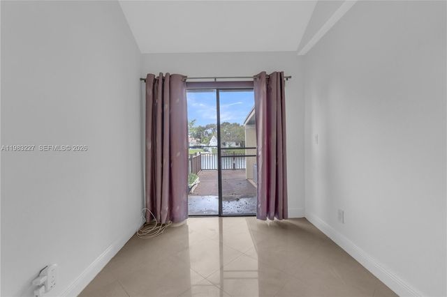 2905 Begonia Way, Cooper City, FL 33026