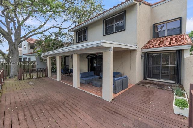 2905 Begonia Way, Cooper City, FL 33026