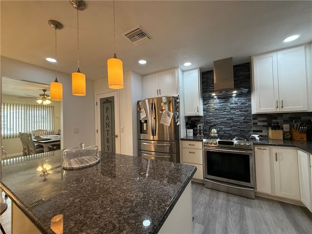 1415 Sahuaro Drive, Bullhead City, AZ 86442