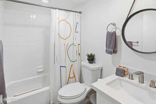 4704 E PARADISE VILLAGE Parkway N 228, Phoenix, AZ 85032