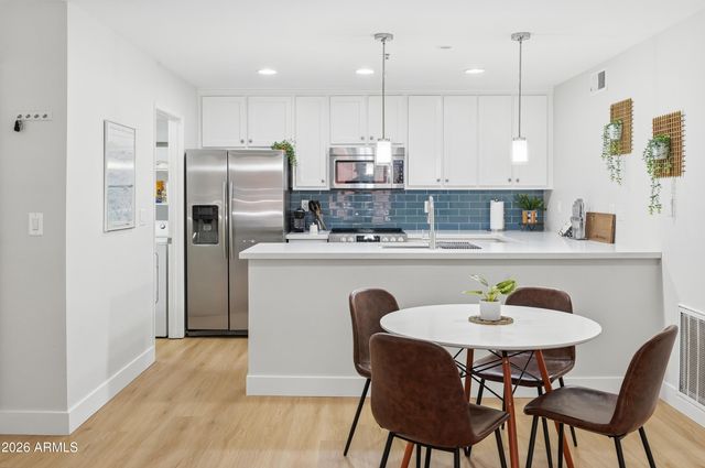 4704 E PARADISE VILLAGE Parkway N 228, Phoenix, AZ 85032