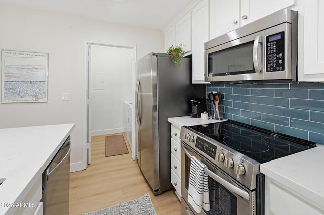 4704 E PARADISE VILLAGE Parkway N 228, Phoenix, AZ 85032